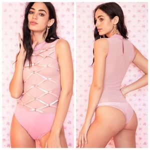 🆕Soft pink bodysuit